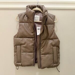 NWT Women’s Hollister Taupe Leather Puffer Vest Size XXS